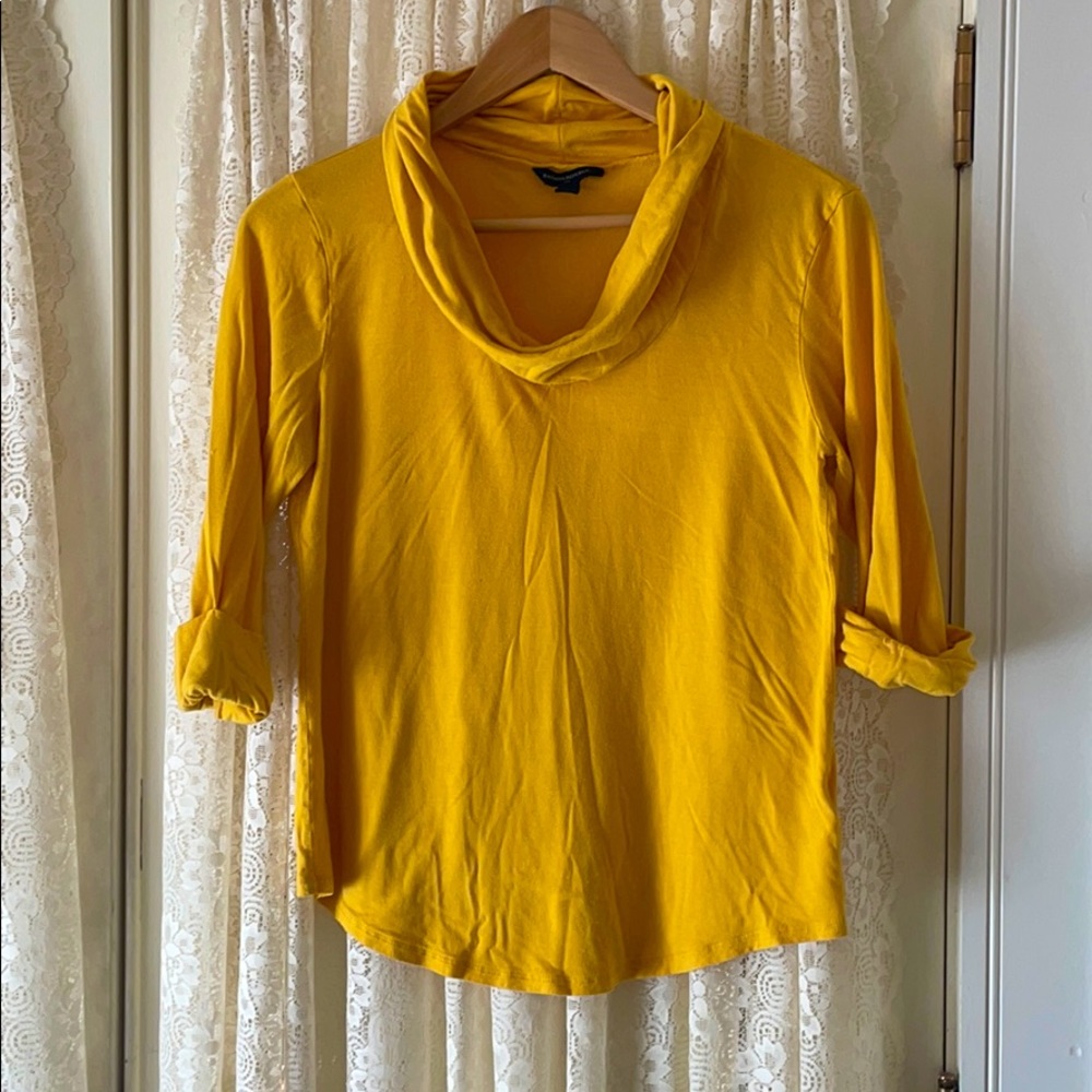 Banana Republic Cropped Cowl Neck Top